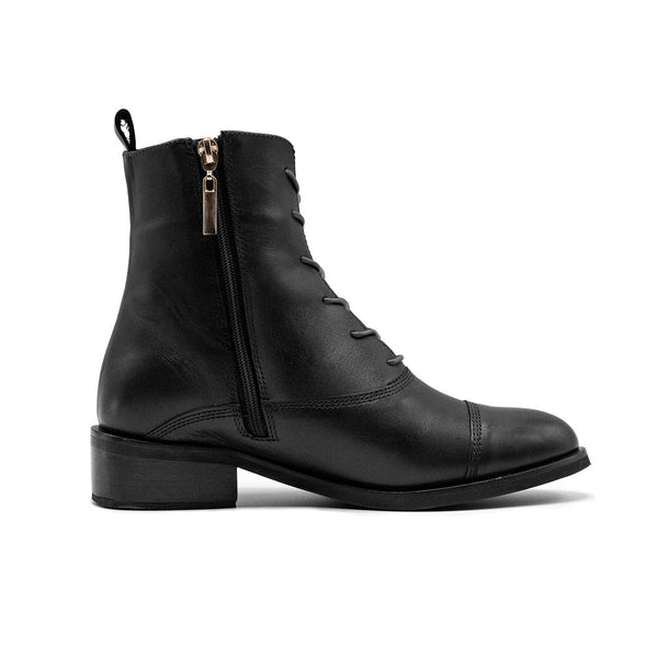 Slim Lace-up Boot Black